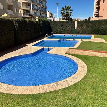 Beach Apartament In Торевьиа Экстерьер фото
